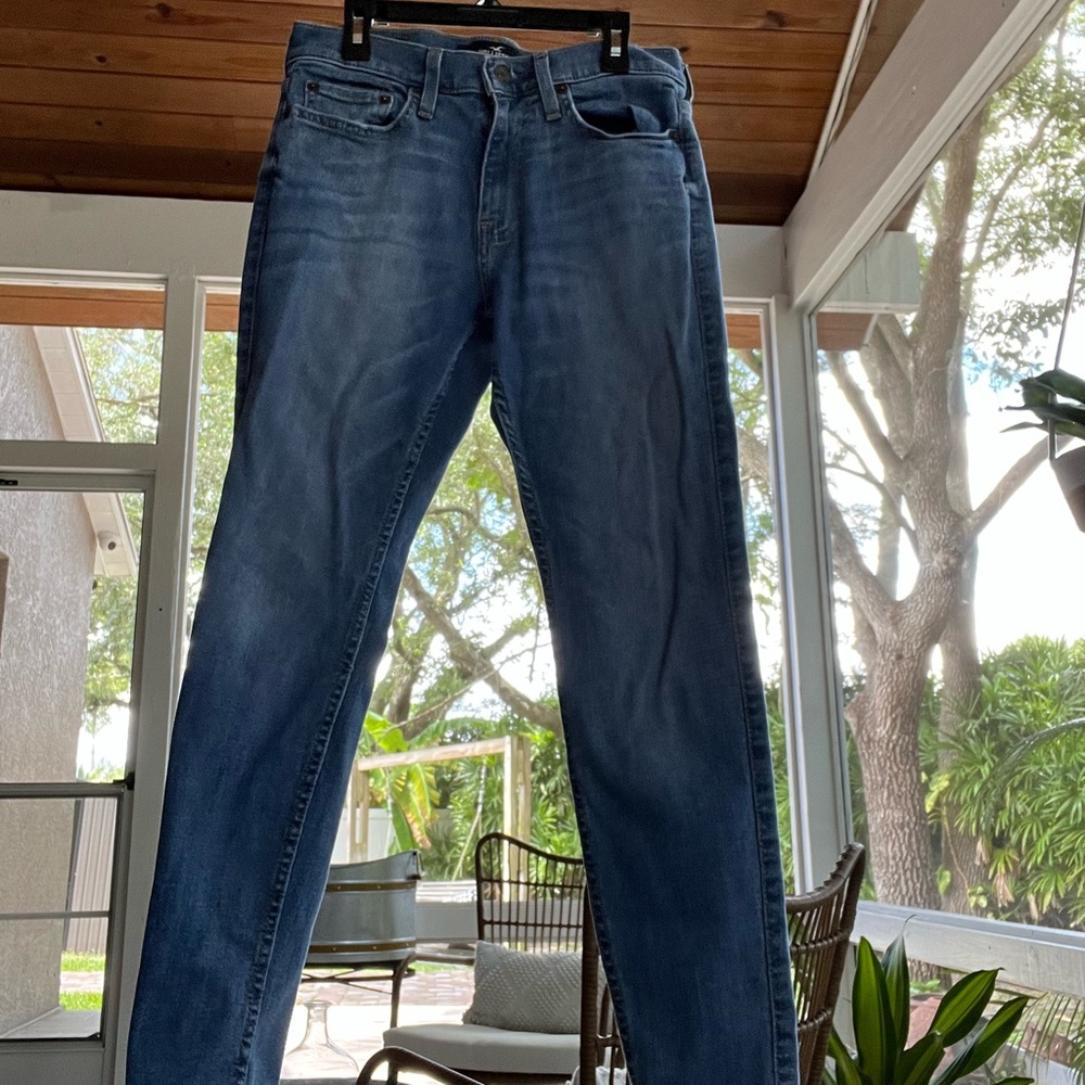 Hollister jeans